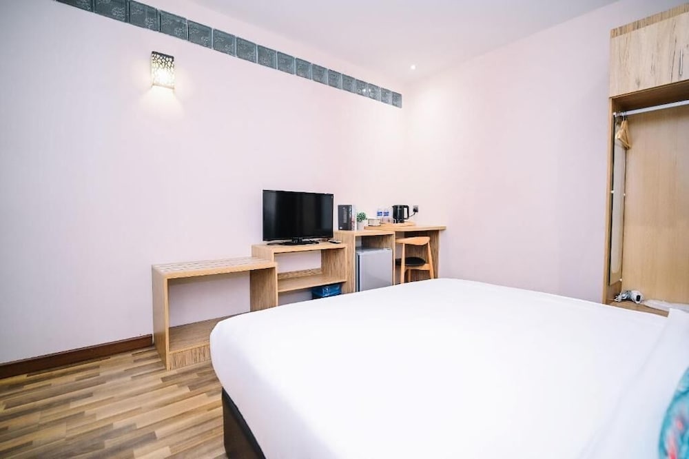 غرفة قياسية بسرير كوين، Kingston Hotel 8 @ Kuala Lumpur Bukit Bintang 3/5