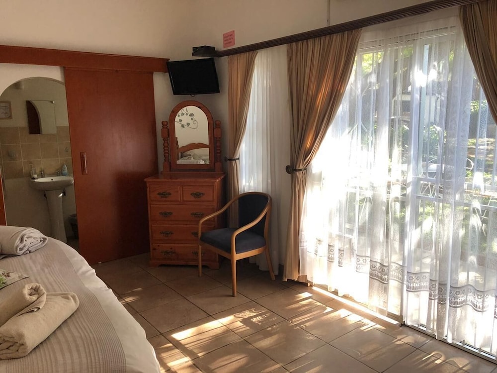 La Bella B&B Under the Fig Tree 19/33