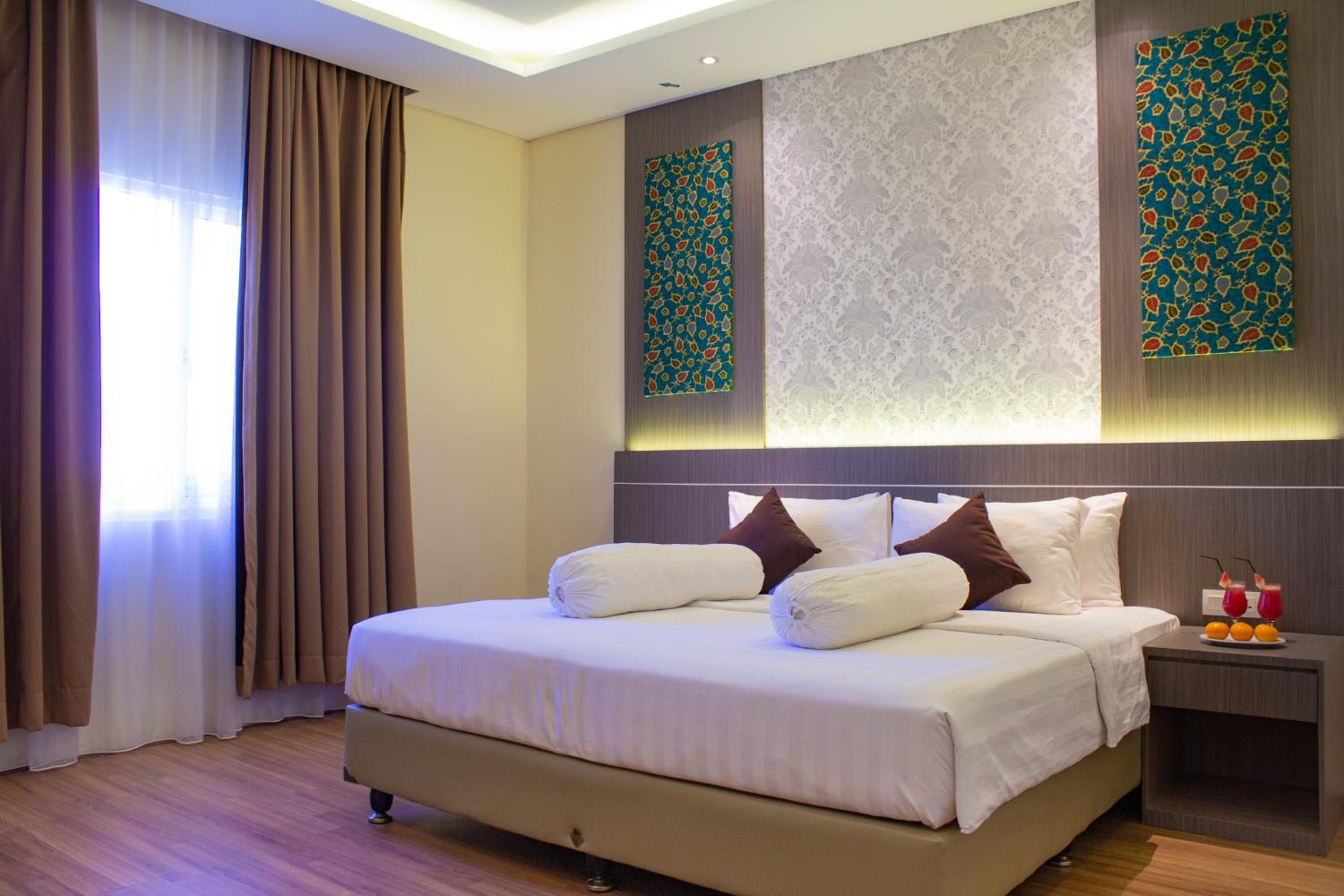 Indiana, Suite, Balcony