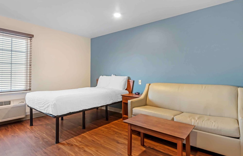 Extended Stay America Select Suites - Colorado Springs - Airport 20/38