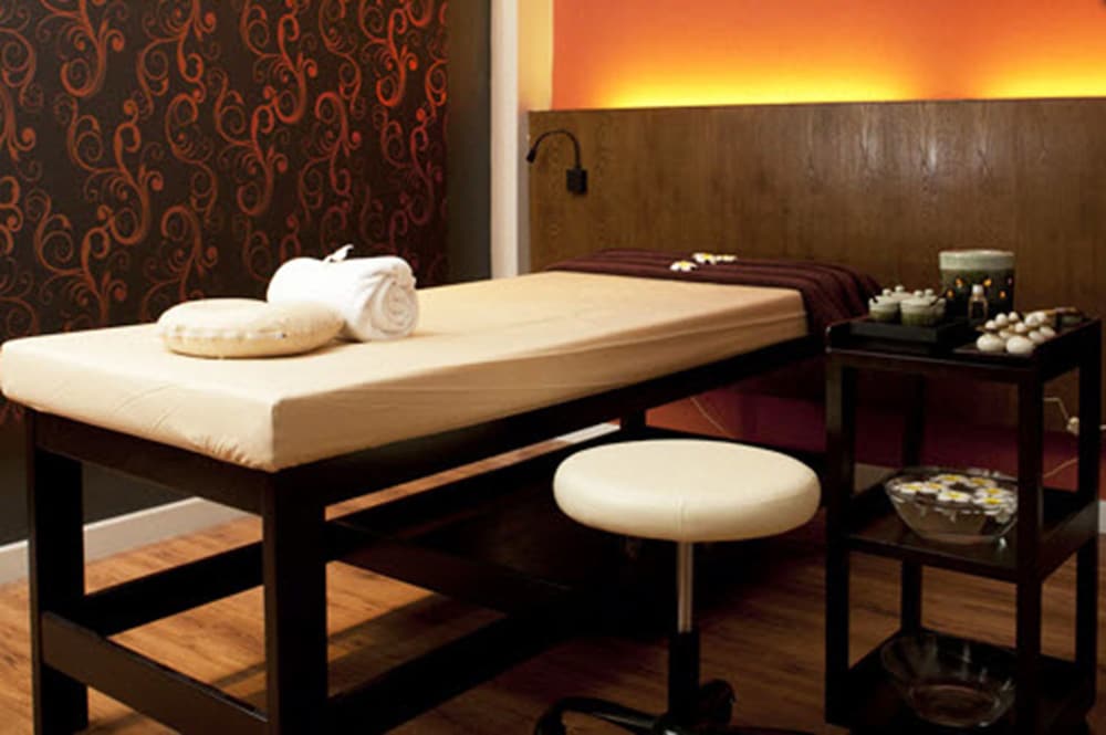 Siam Swana Hotel 28/40