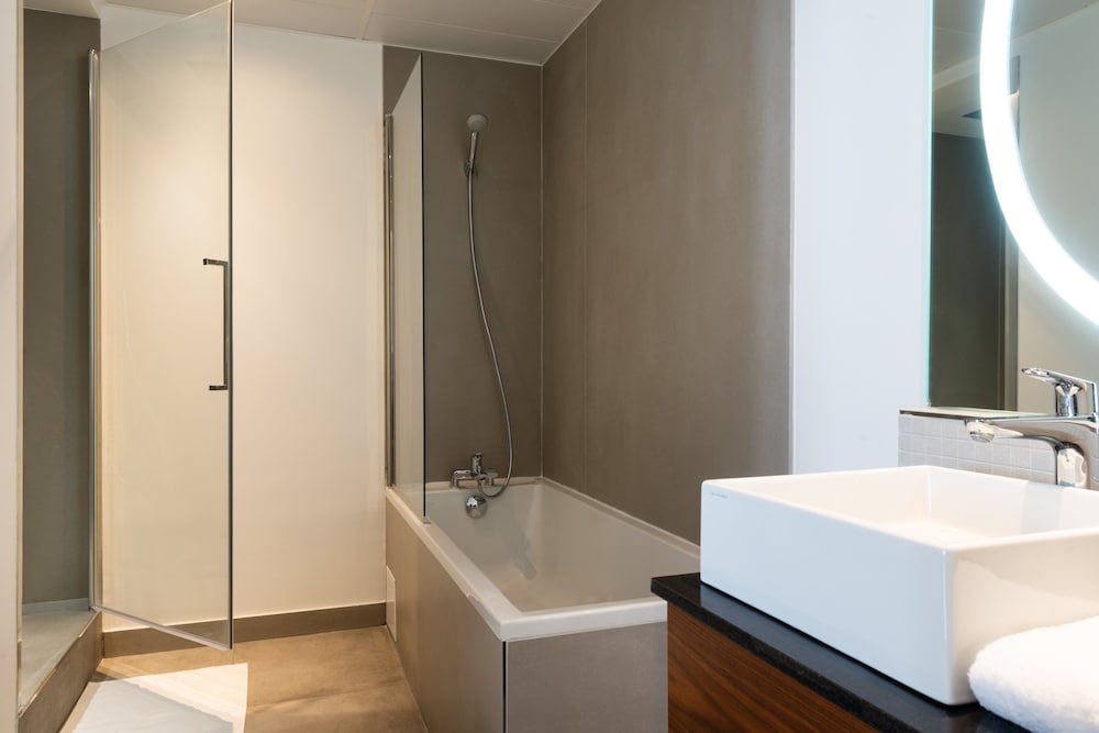 Crowne Plaza Paris Republique 20/76
