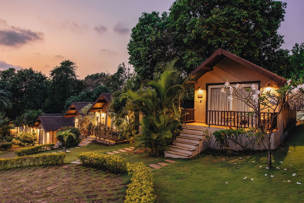 Stone Wood Resort & Spa 39/50