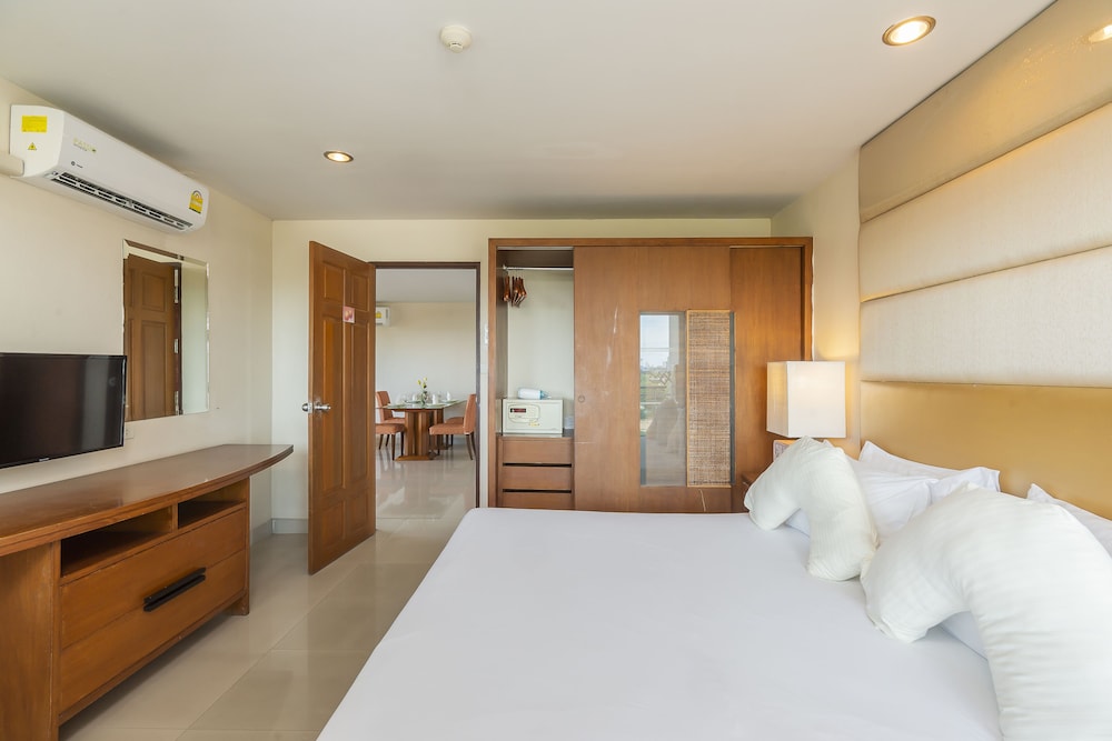Bella Villa Cabana 15/42