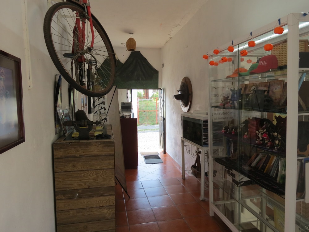 Hotel Posada Comala 12/73