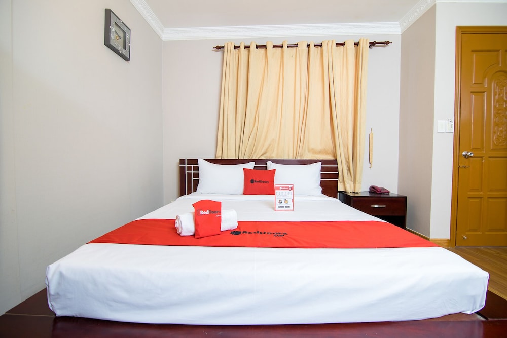 Quynh Giang Hotel 8/16