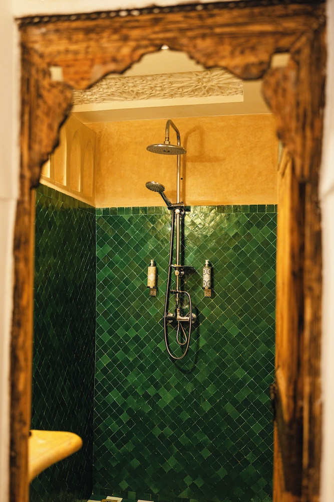Riad Anya 25/50