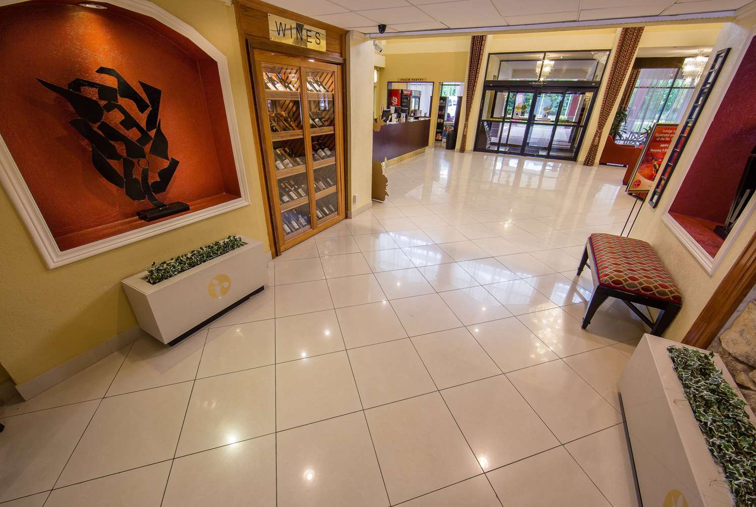 Ramada By Wyndham Houston Intercontinental Airport East 1/33