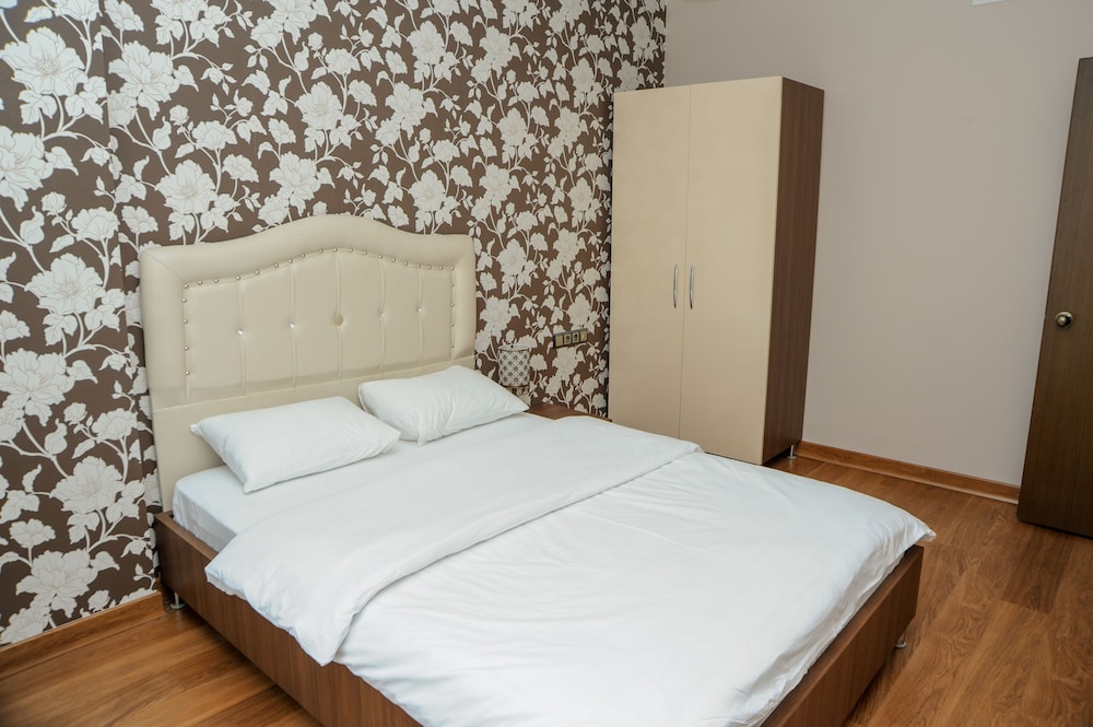Ottoman Suites 28/50