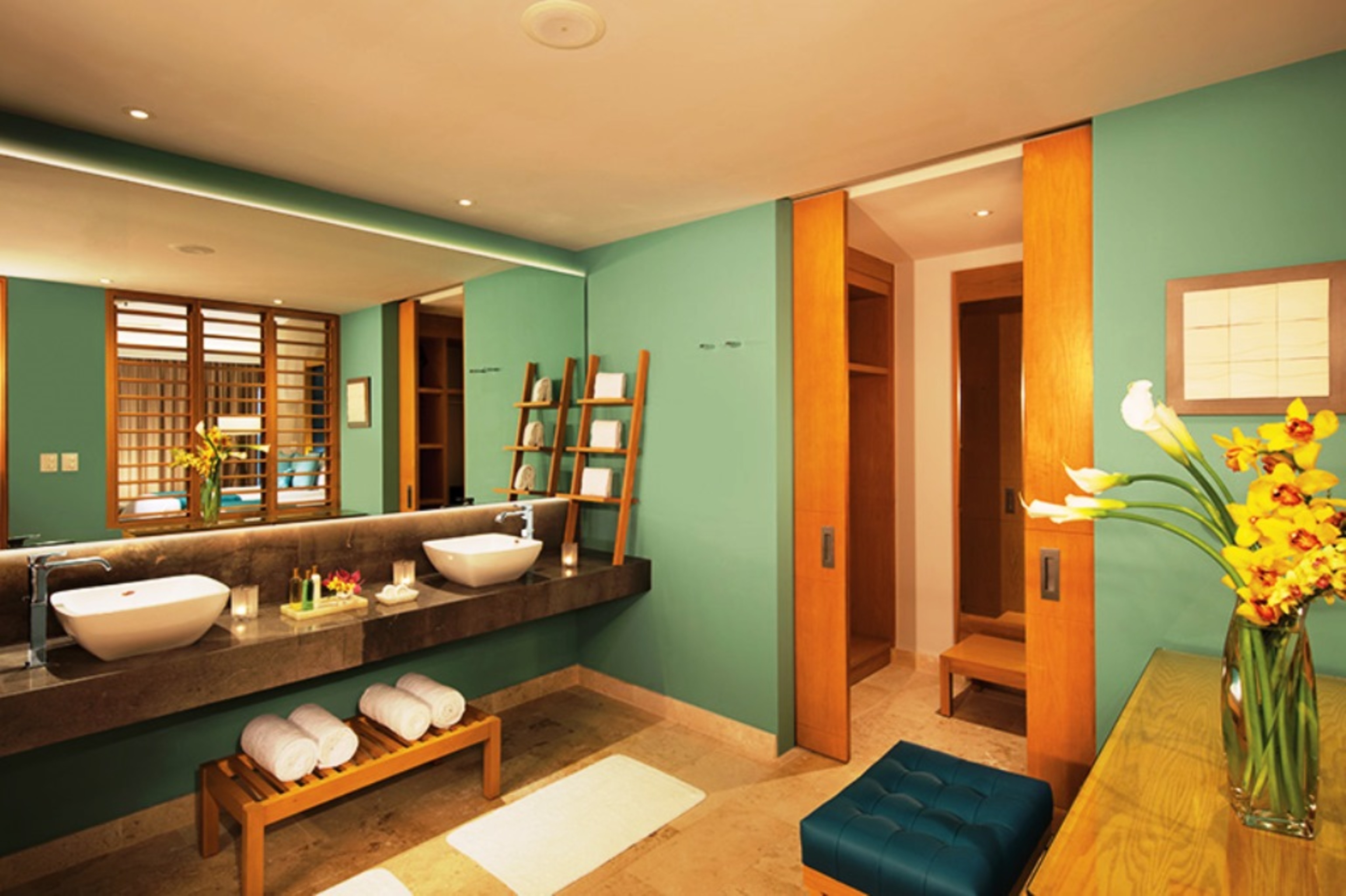 Preferred Club, Master, 2 Queen Beds, Ocean View