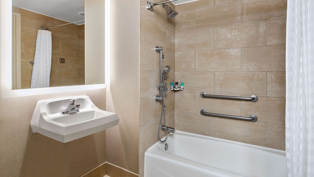 HYATT REGENCY VALENCIA 50/50