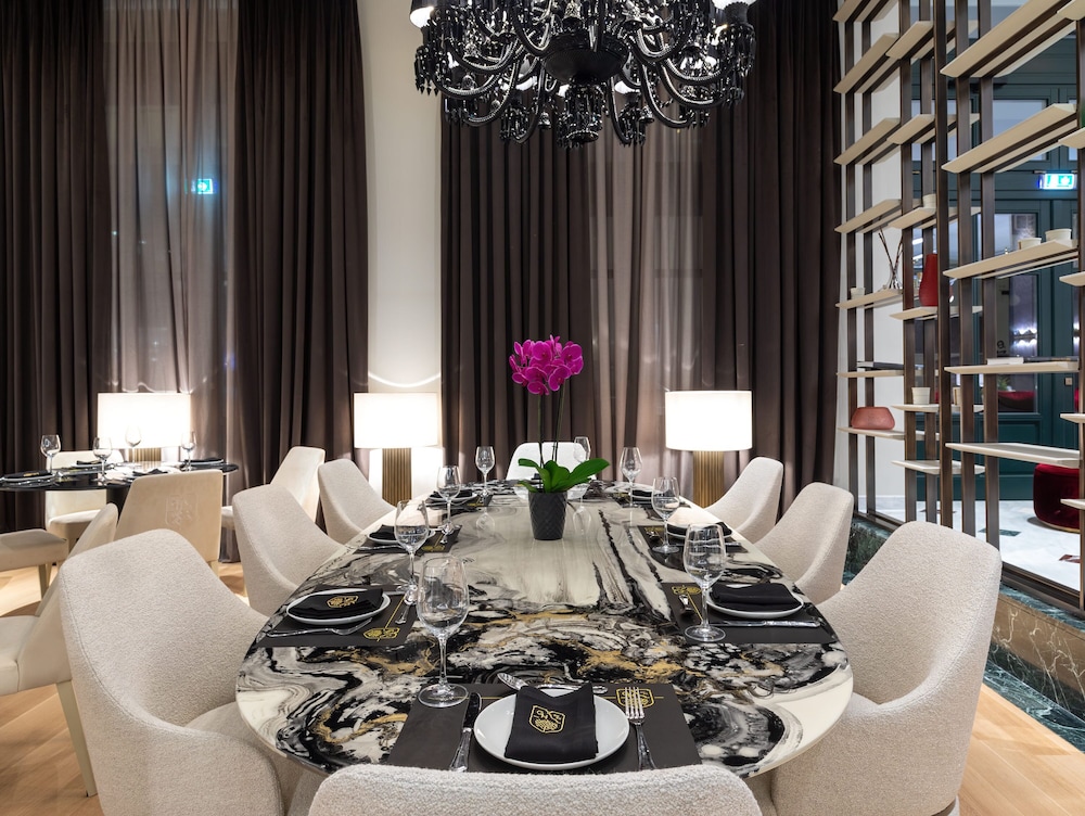 Grand Hotel Kalamata 34/50