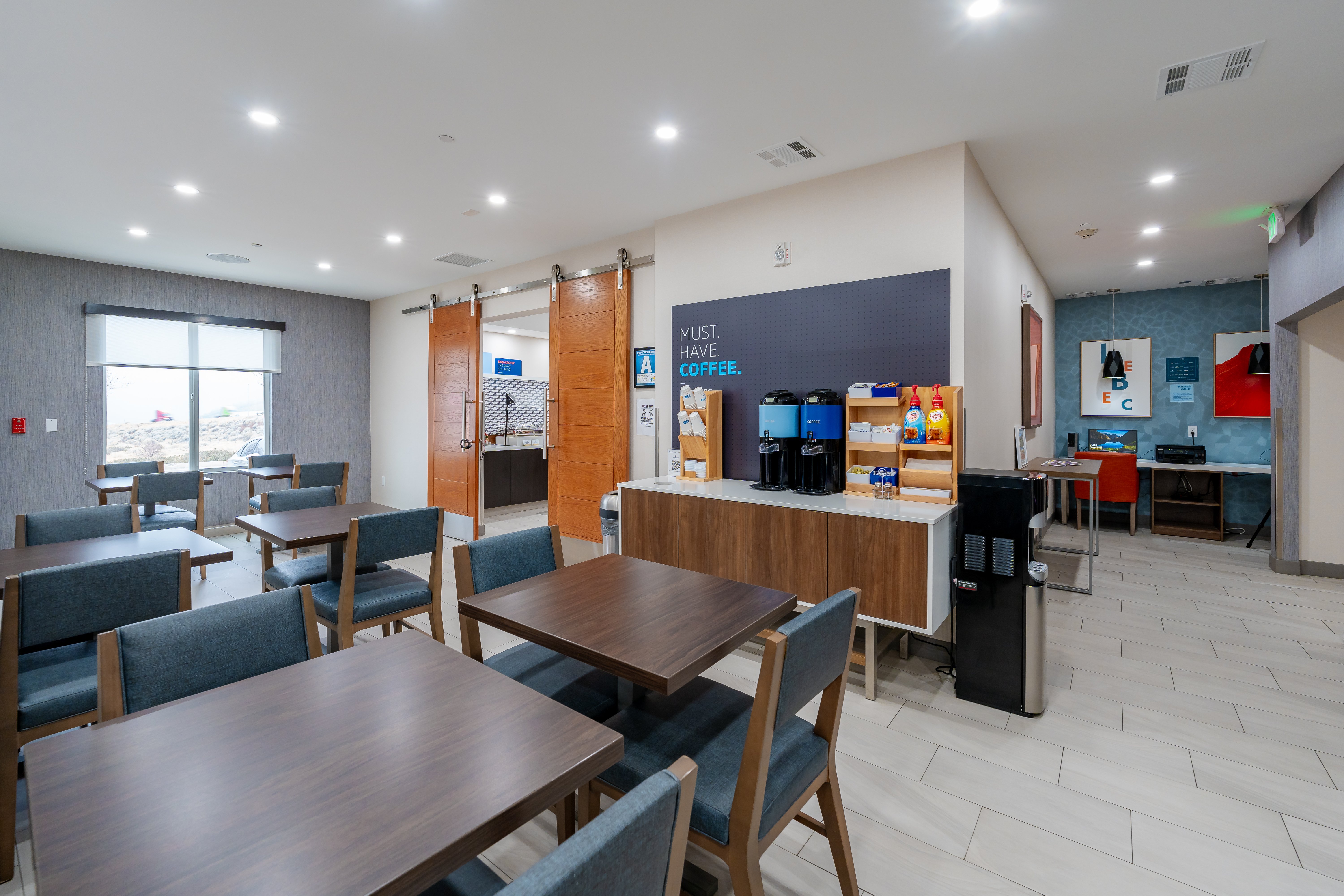 Holiday Inn Express Hotel & Suites Frazier Park 43/67