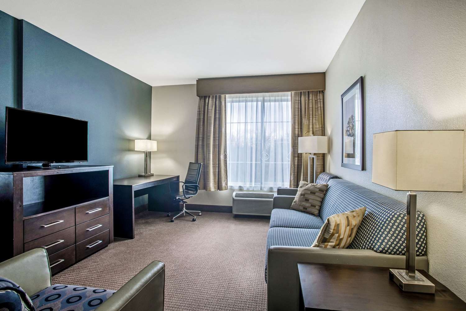 La Quinta Inn and Suites by Wyndham Karnes City - Kenedy 35/58