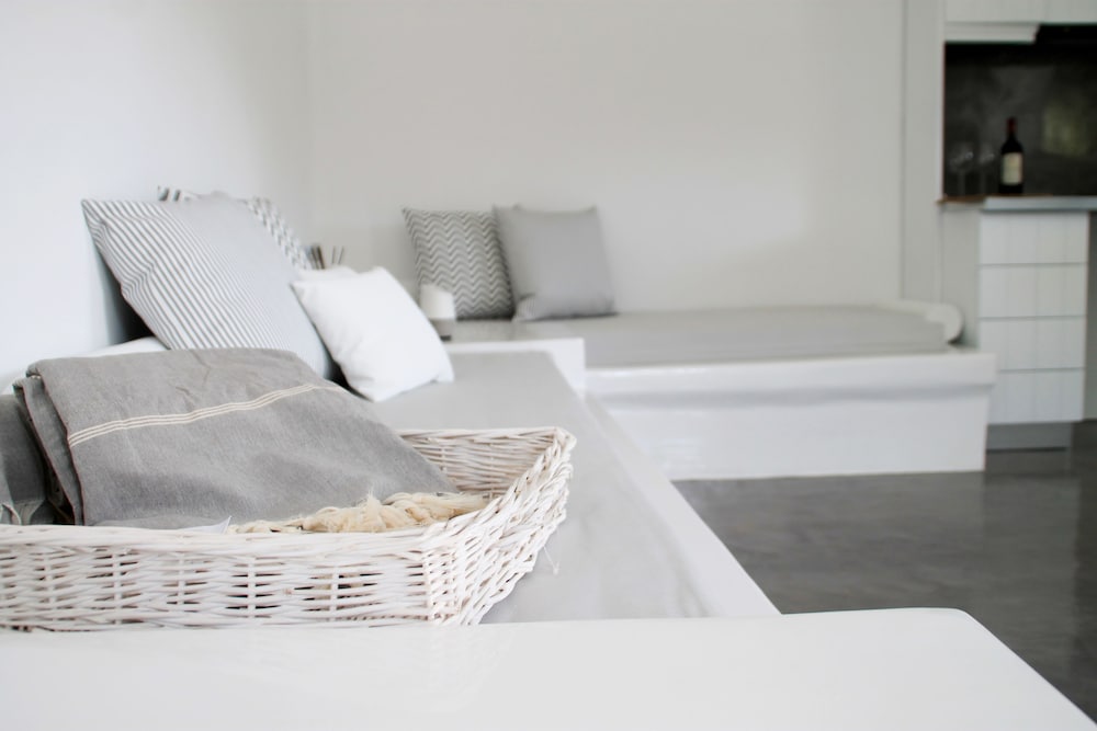 Ow Andros - Luxury Suites 5/50