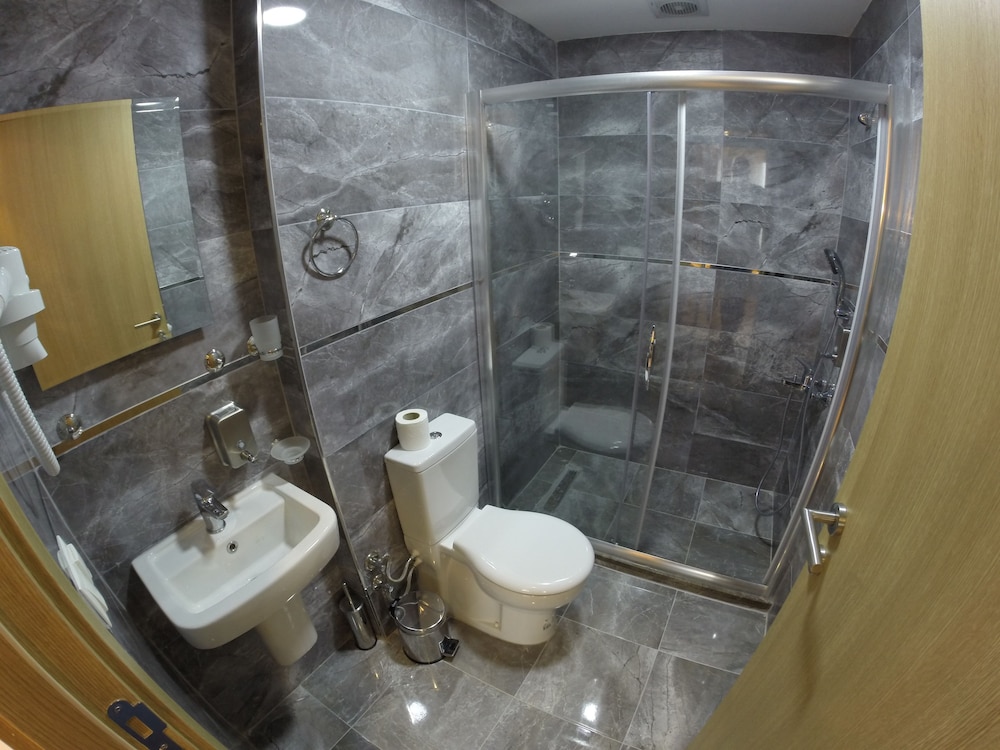 Meydan Suites 47/50