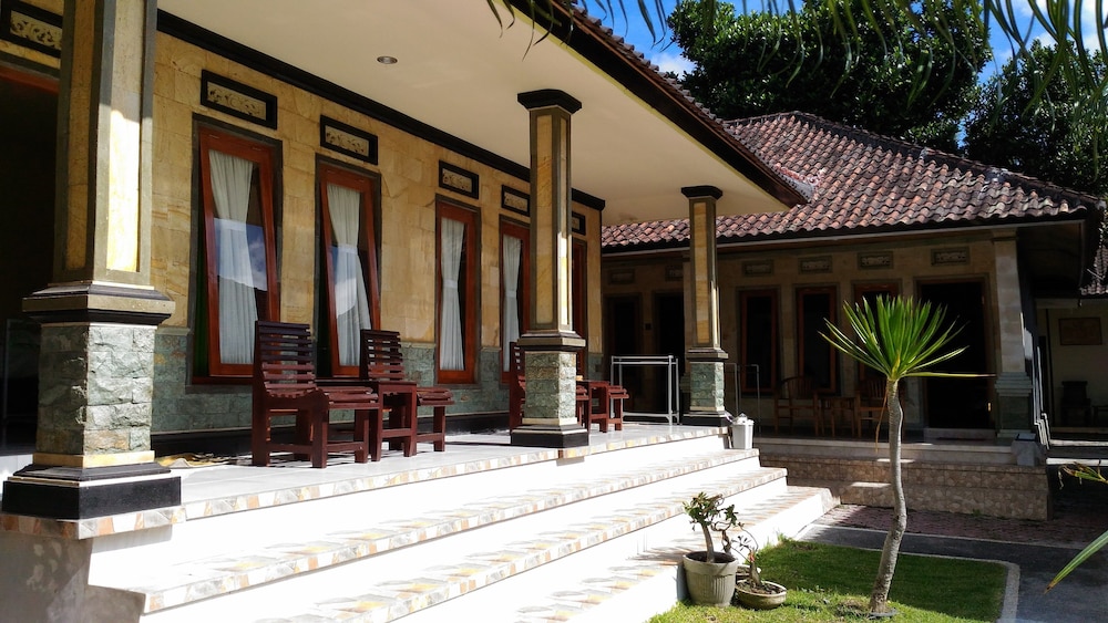 Segara Hotel And Restaurant 1/34