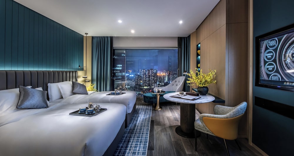 Elegant Hotel (Zhujiang New Town Canton Tower) 9/48