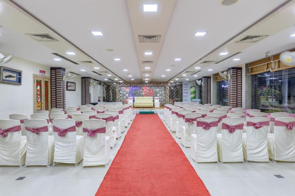 HOTEL MANGALAM 31/49