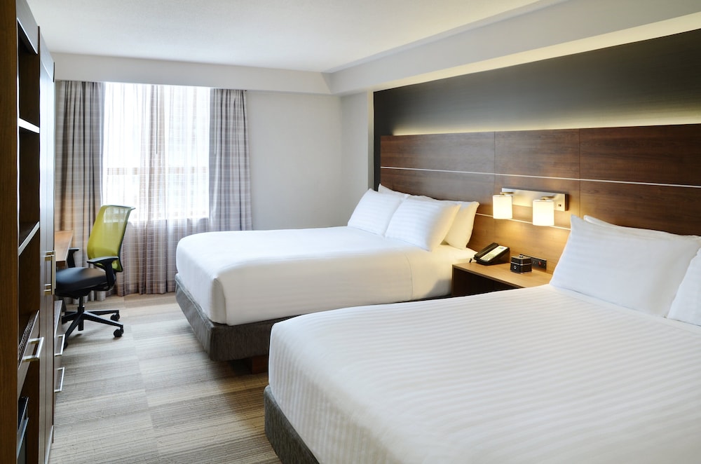 Holiday Inn Express Toronto Downtown 22/76