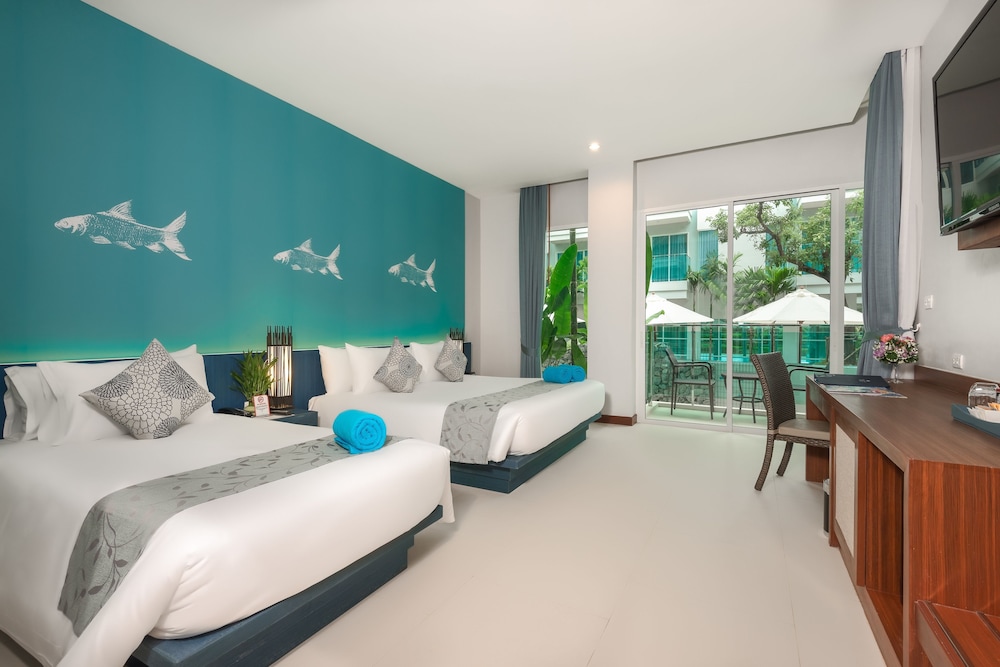 Fishermen's Harbour Urban Resort 14/50