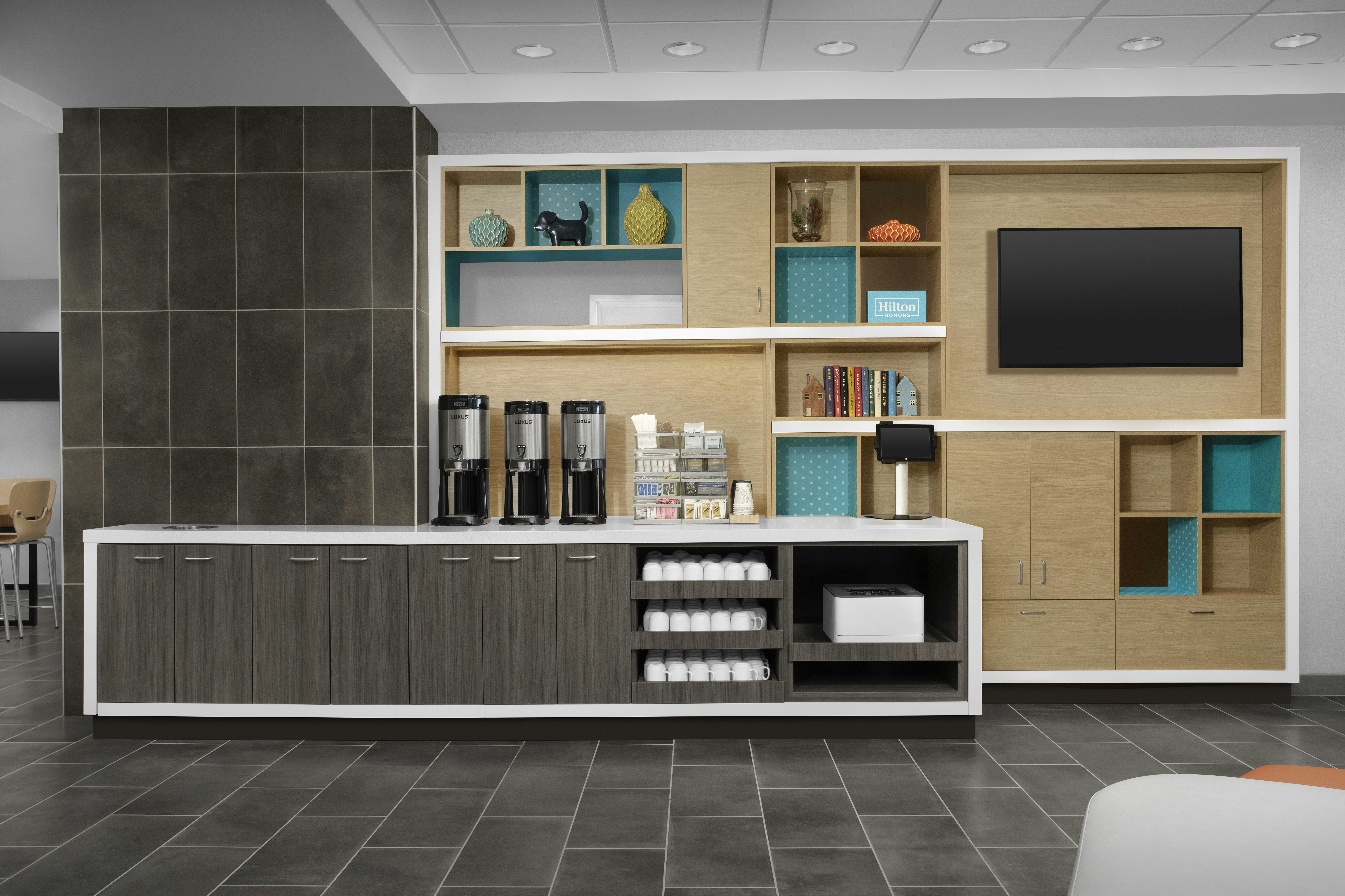 Home2 Suites by Hilton Poughkeepsie 17/18