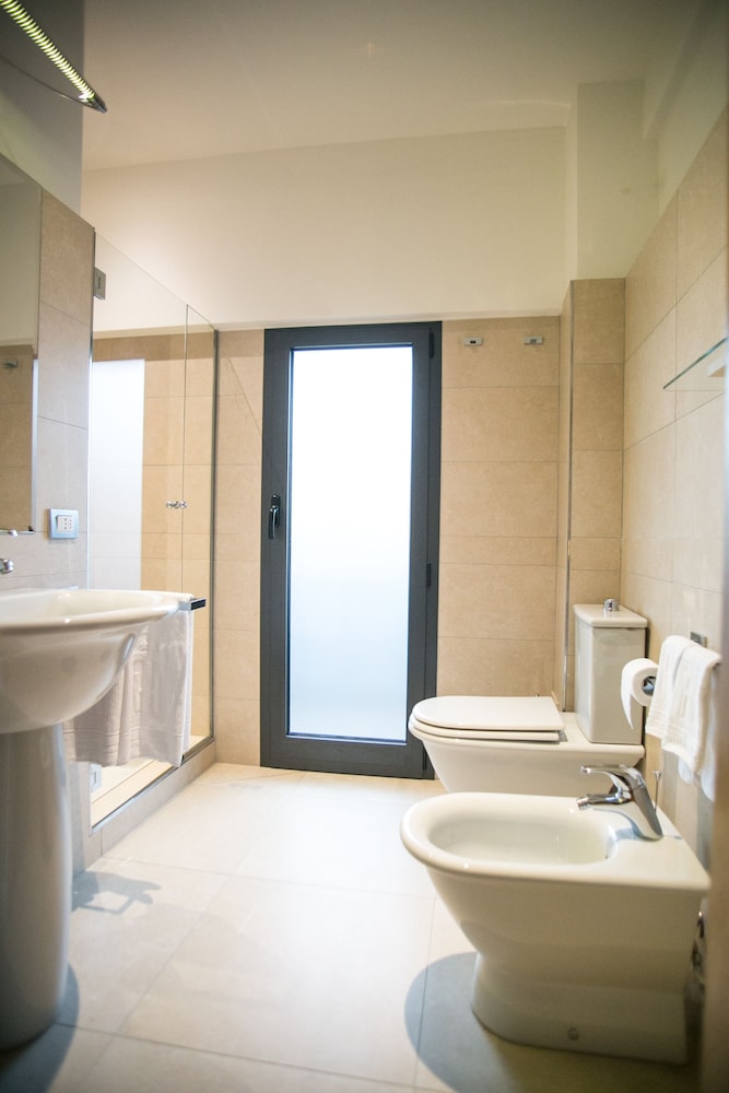 Hotel Touring Carpi 42/81