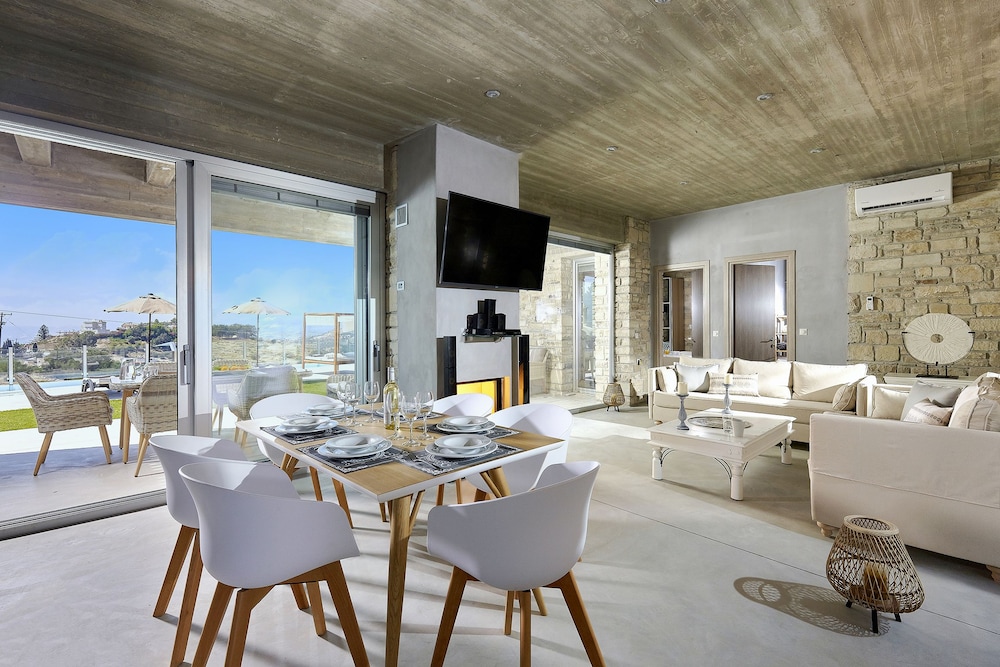 Kouros & Kori Villas 17/49