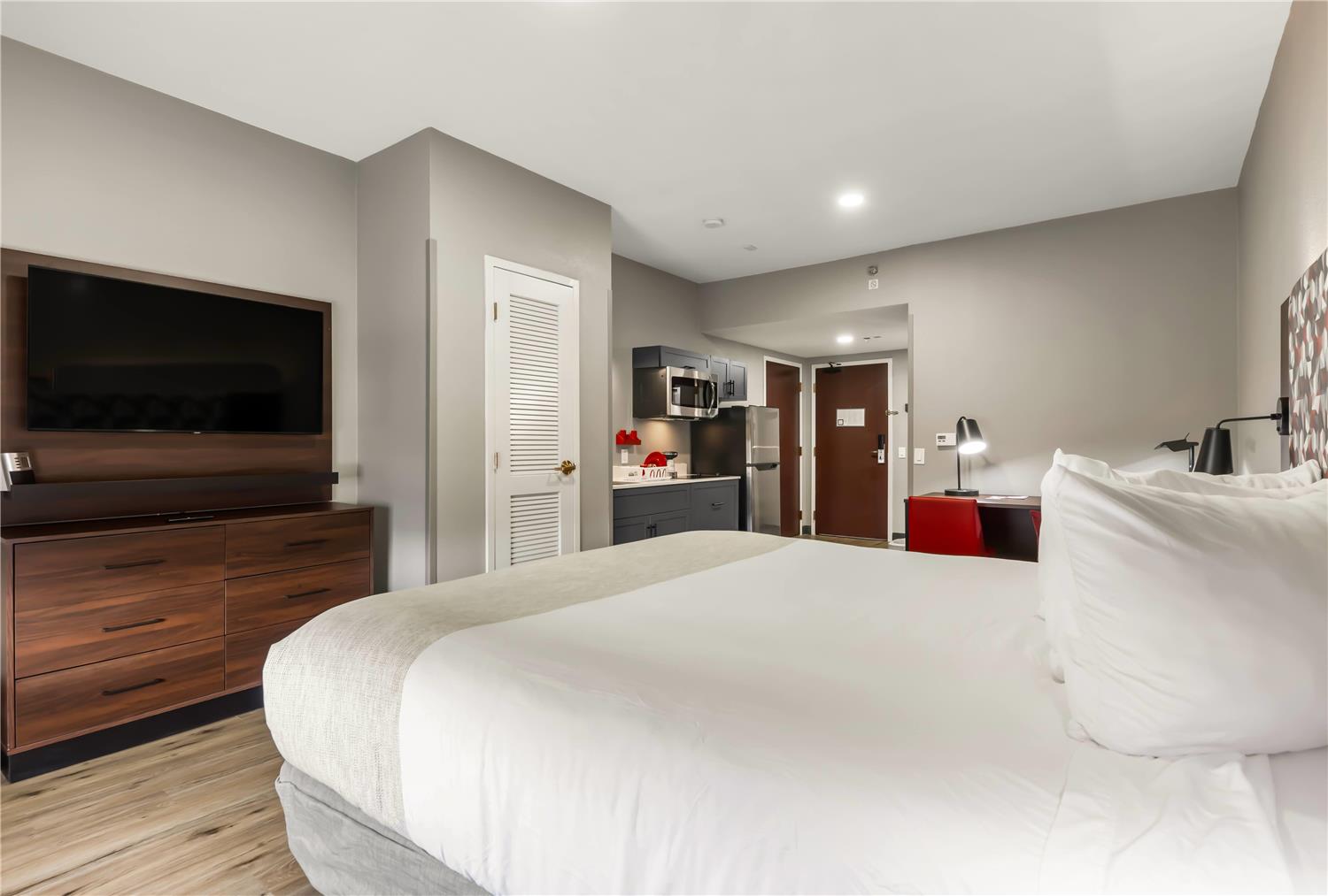 Hawthorn Suites By Wyndham College Station 18/60