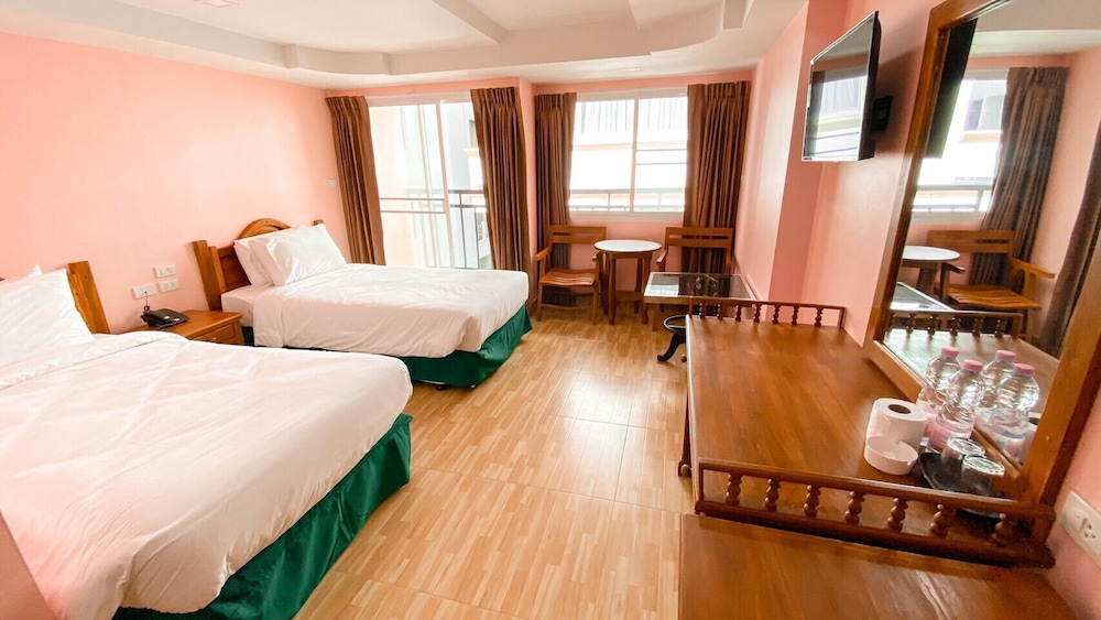 A.A. Pattaya Golden Beach Hotel 19/43