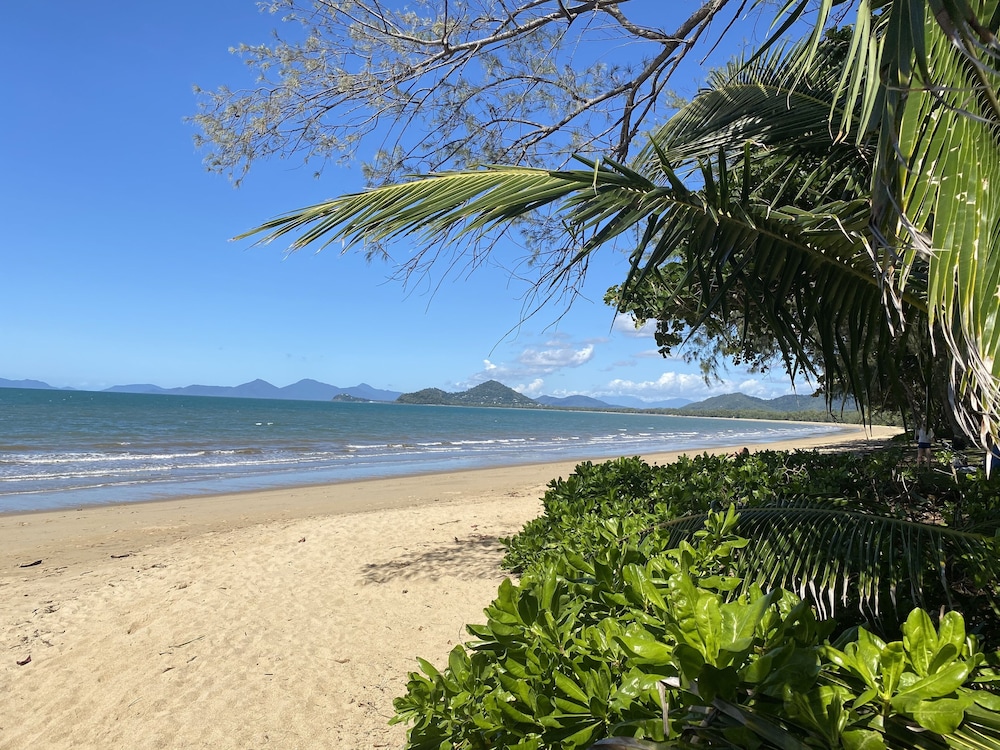 Apartment 316 at Sea Temple Palm Cove 37/50