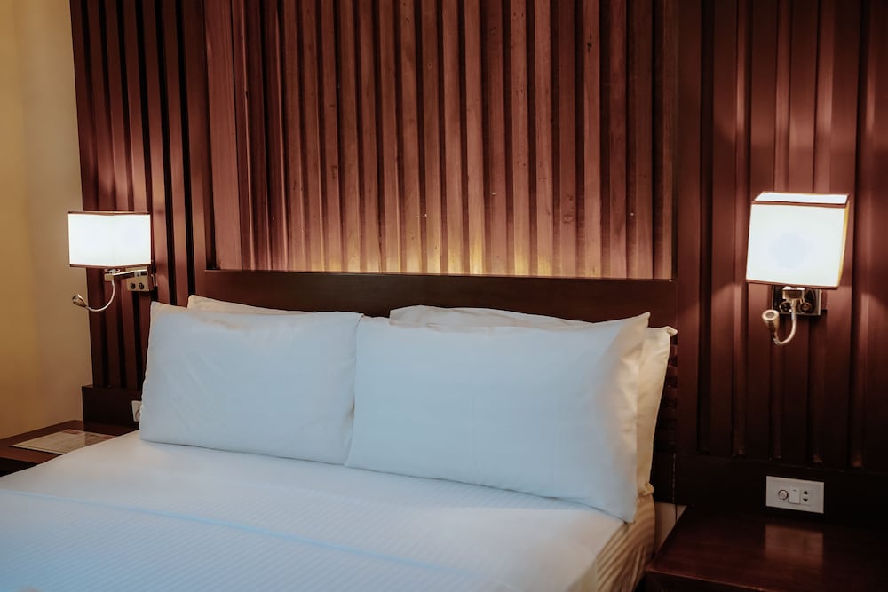 Emerald Boutique Hotel 27/55