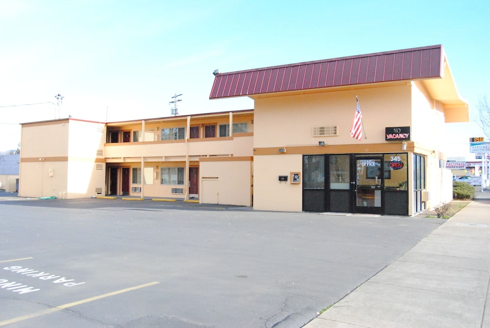 Budget Inn of America 60/65