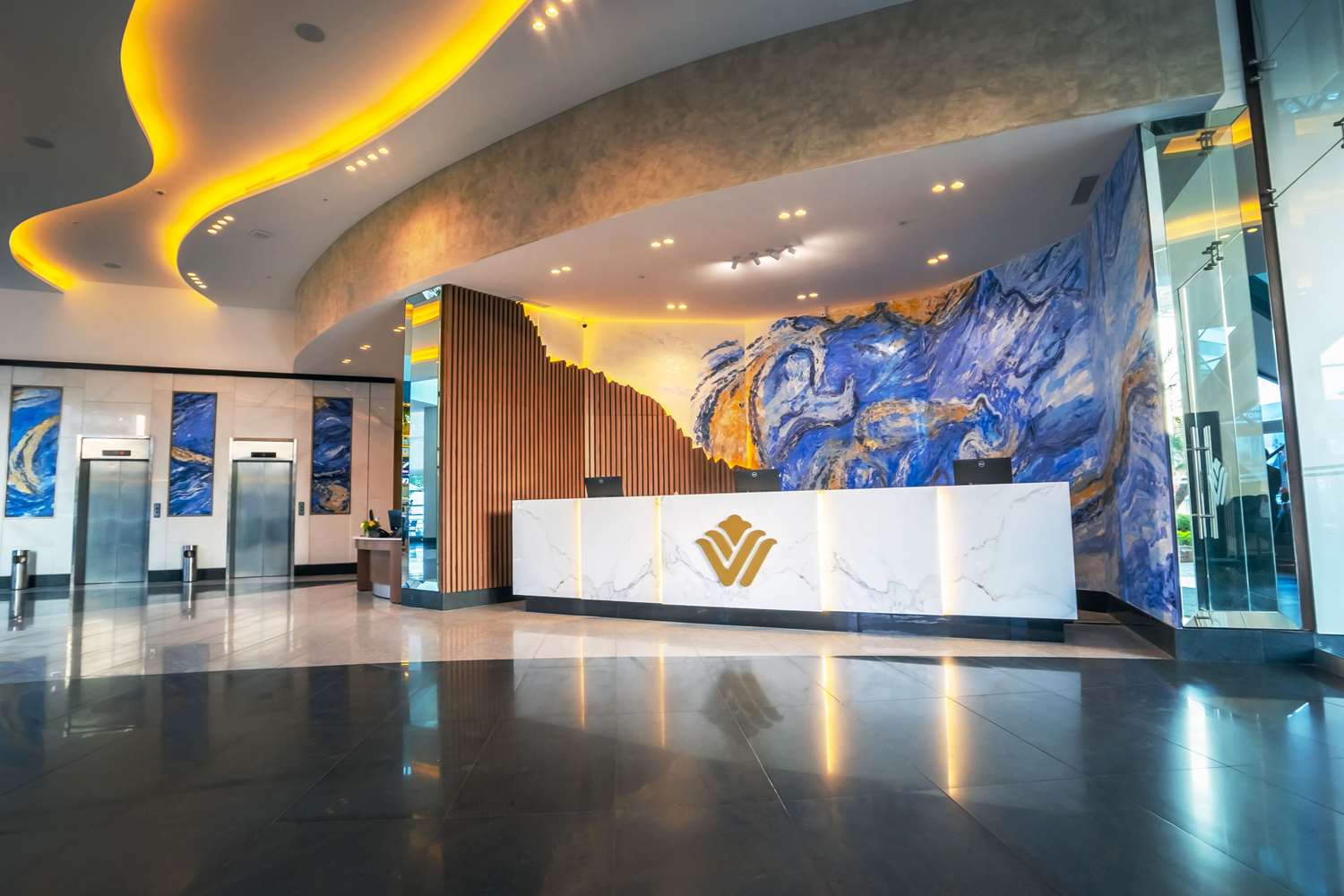 Wyndham Guayaquil Puerto Santa Ana 7/63