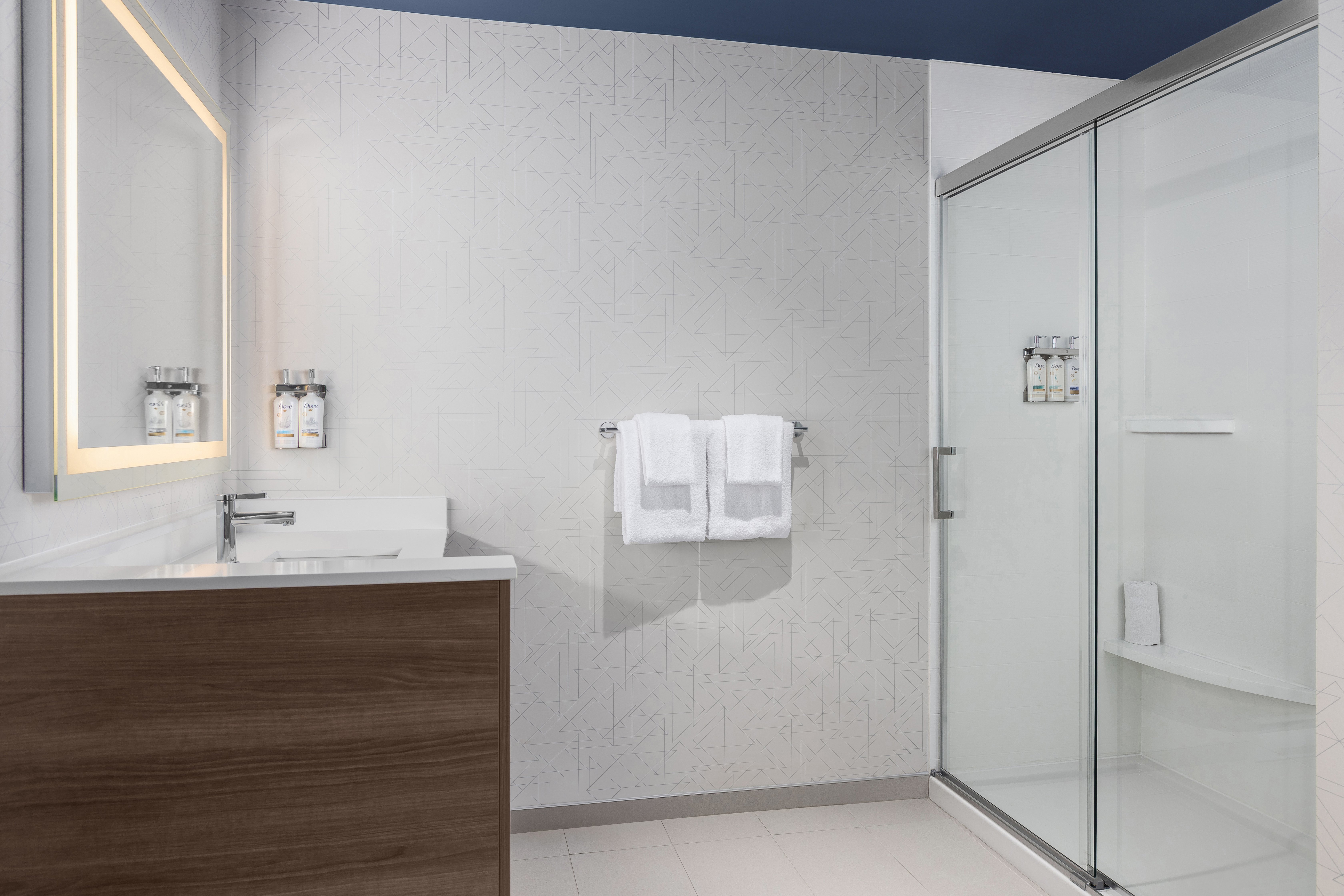 Holiday Inn Express MONTREAL AIRPORT - ST-LAURENT 61/62