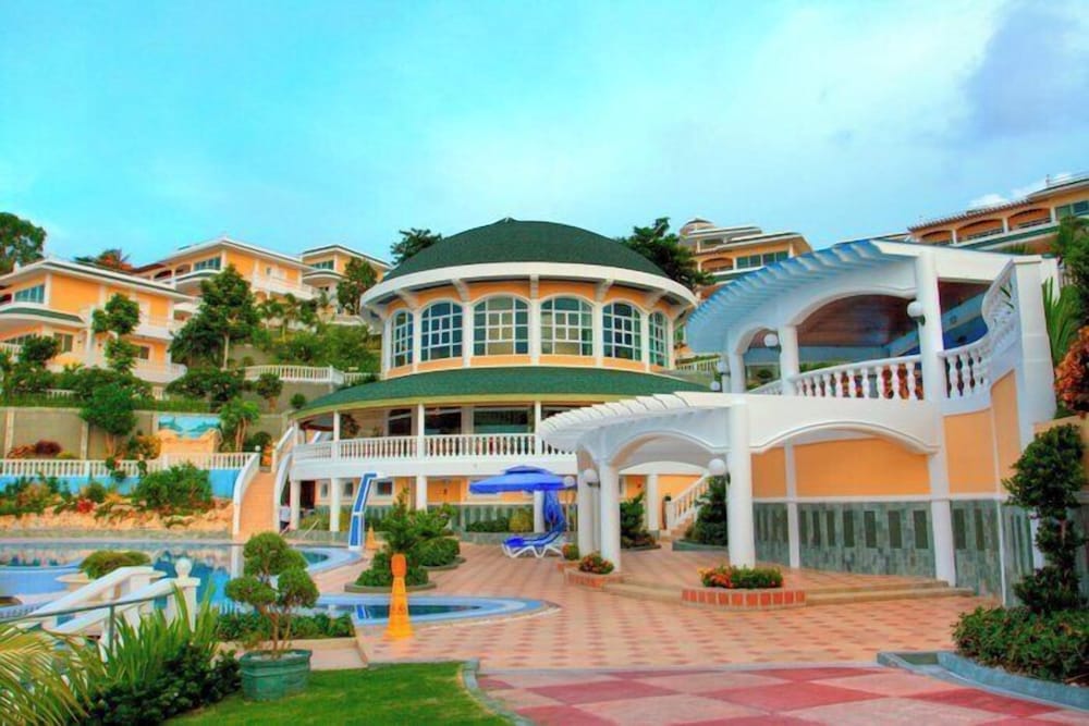 Monaco Suites De Boracay 1/44