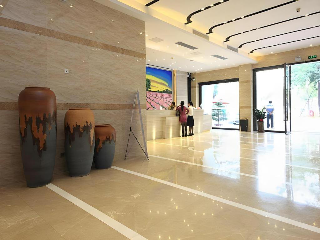 Lavande Hotel (Shenzhen Airport New Terminal) 13/46