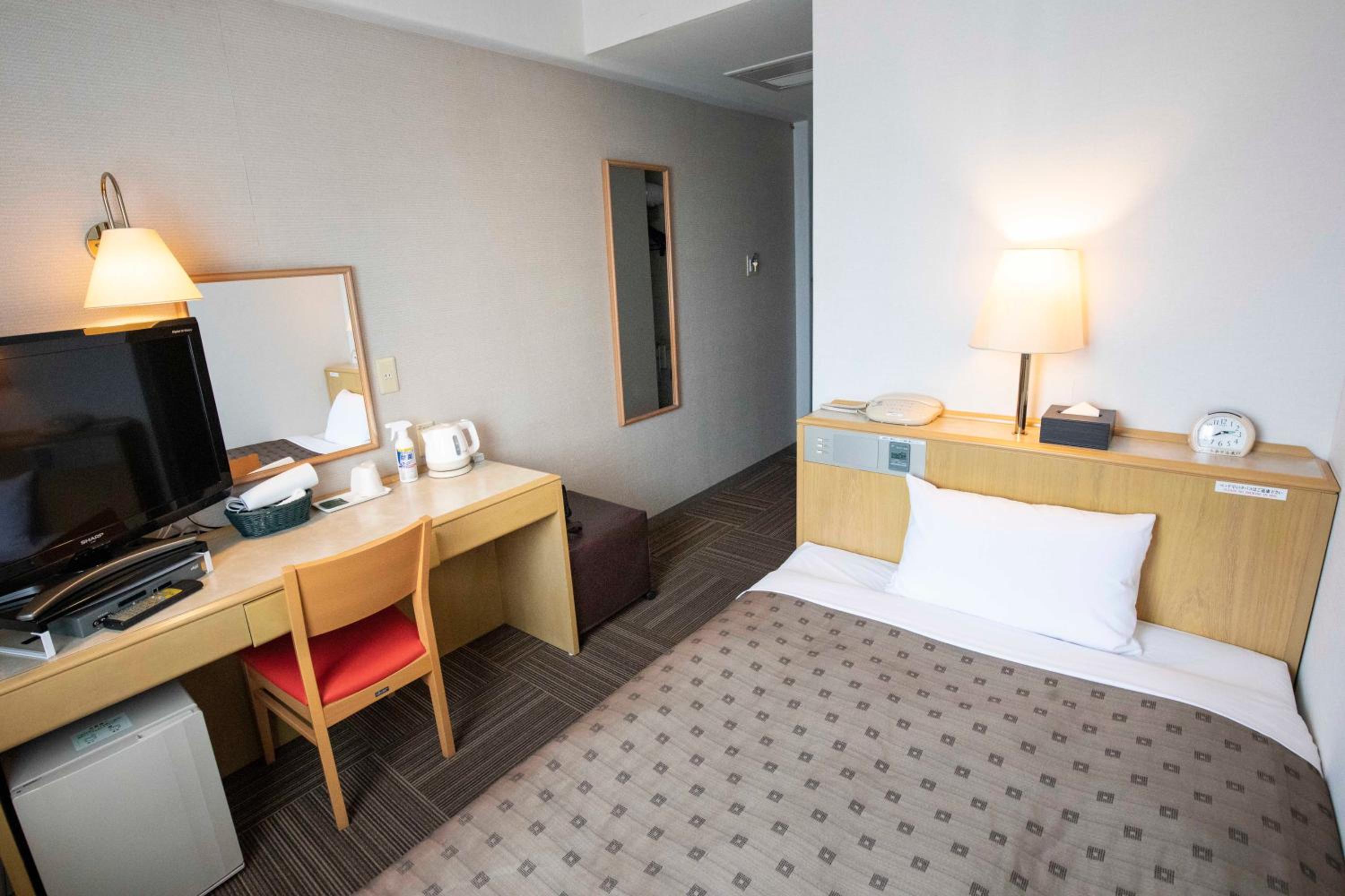 غرفة مفردة، Court Hotel Mito 5/12