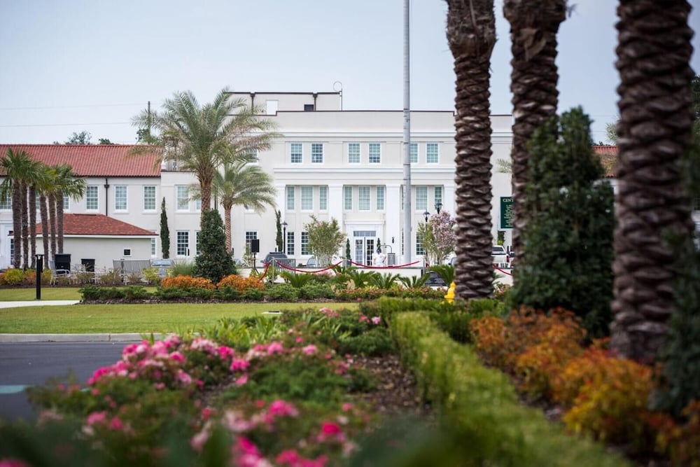 Centennial Plaza Resort Gulfport 47/50