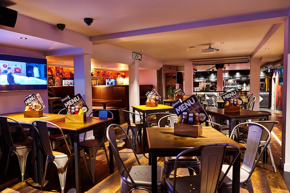 St Christophers Inn Village London Bridge Hostel Ex Hostel St Christophers Village 59/74