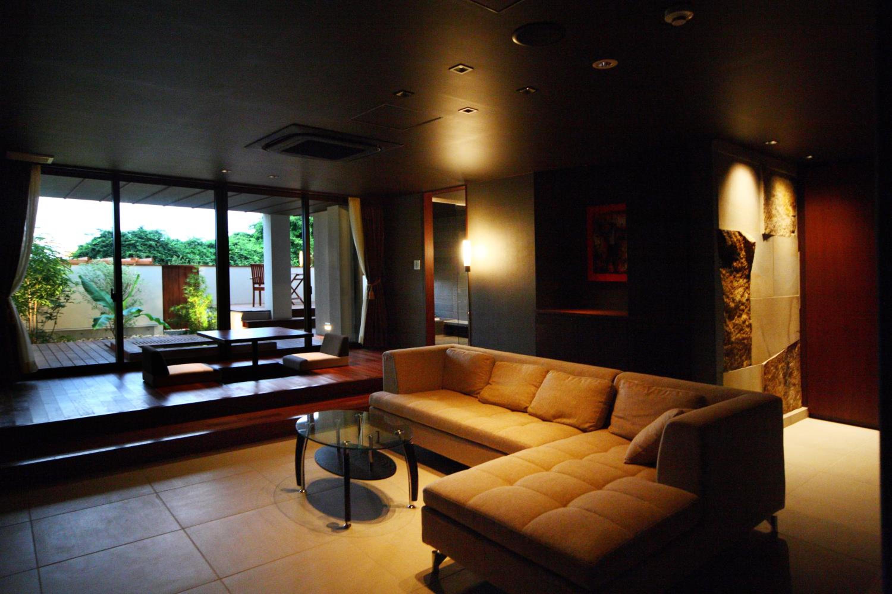 Hotel Ryugu 48/58