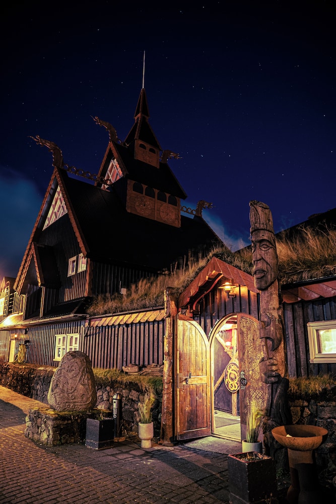 Hotel Viking 4/50