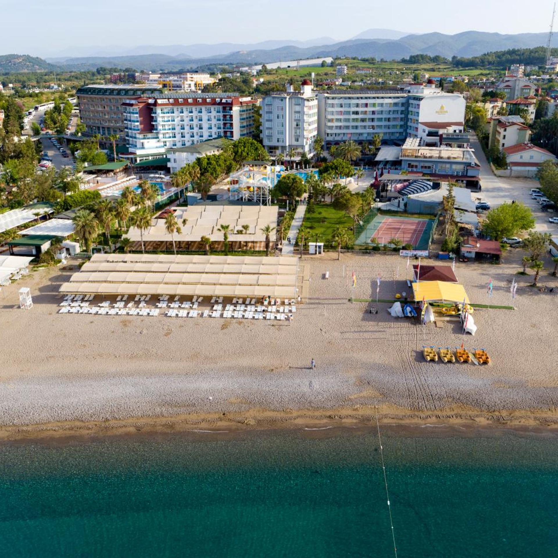 Meridia Beach Hotel 46/51