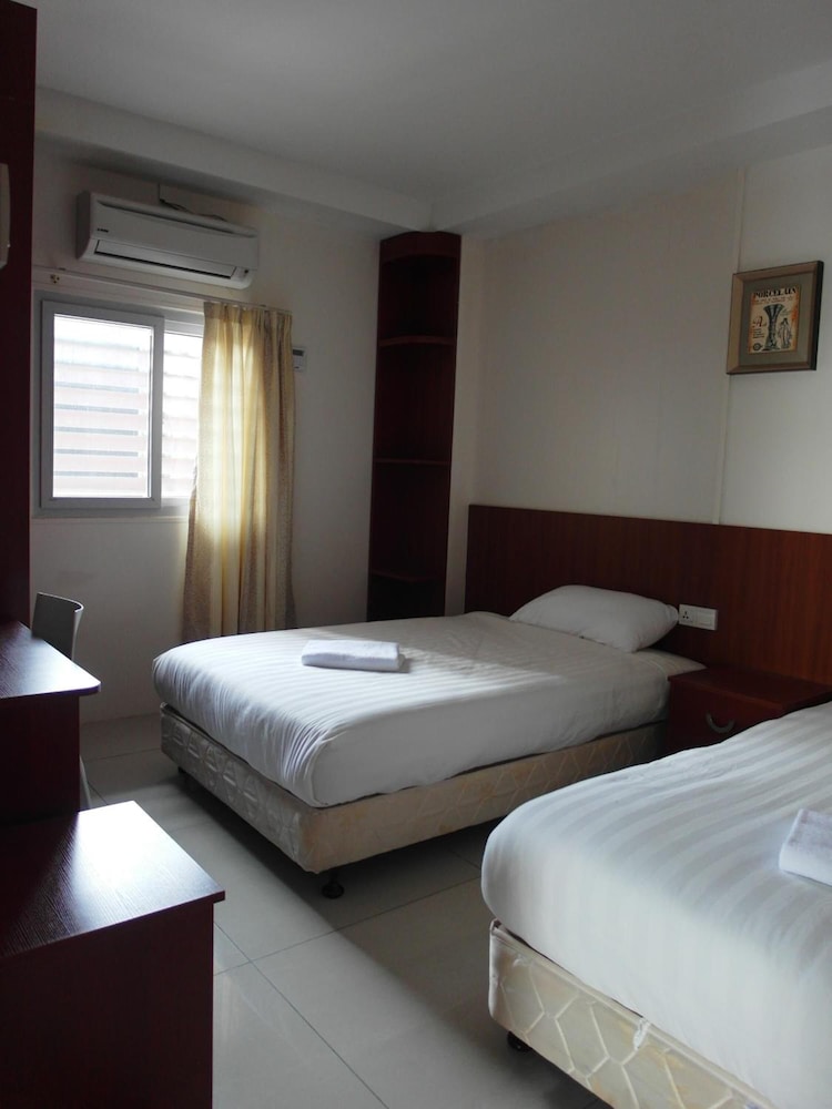 Bahagia Villa 17/38