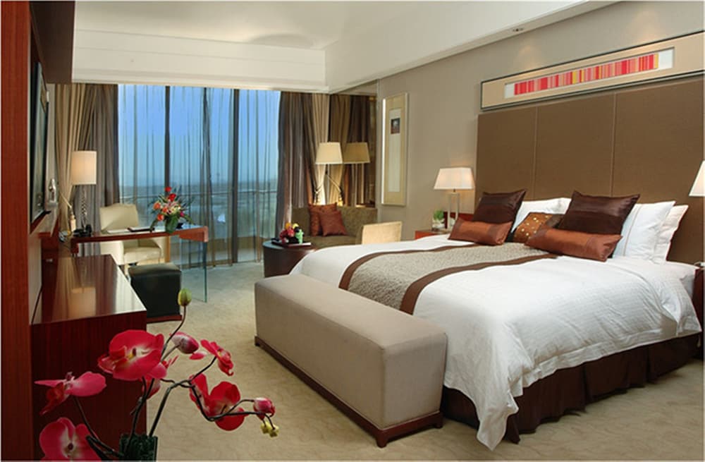 Royal Garden Hotel 18/69