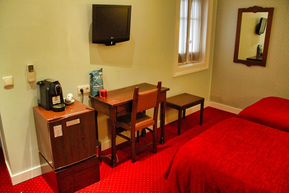 Hotel Dom Sancho I 55/59
