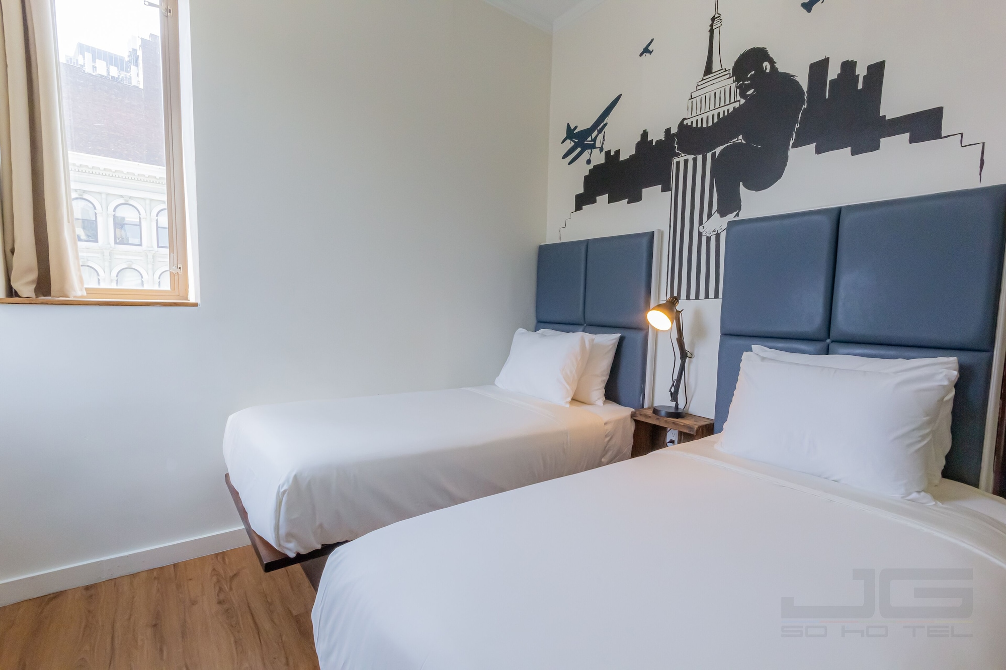 STANDARD, TWIN BEDS