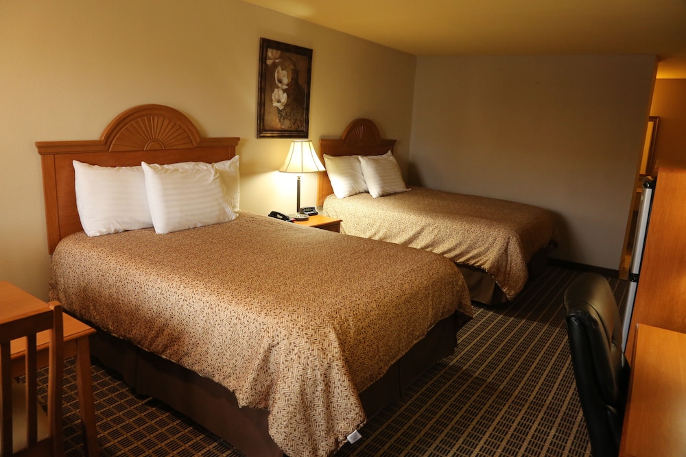 Coach Light Inn Brenham 10/37