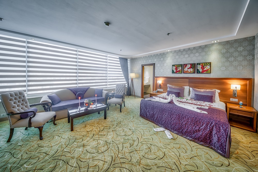 ATAKOSK HOTEL 27/63
