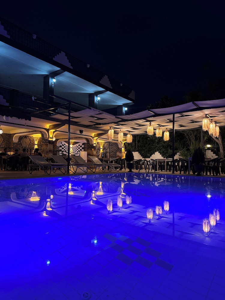 Grand Sem Hotel 36/58